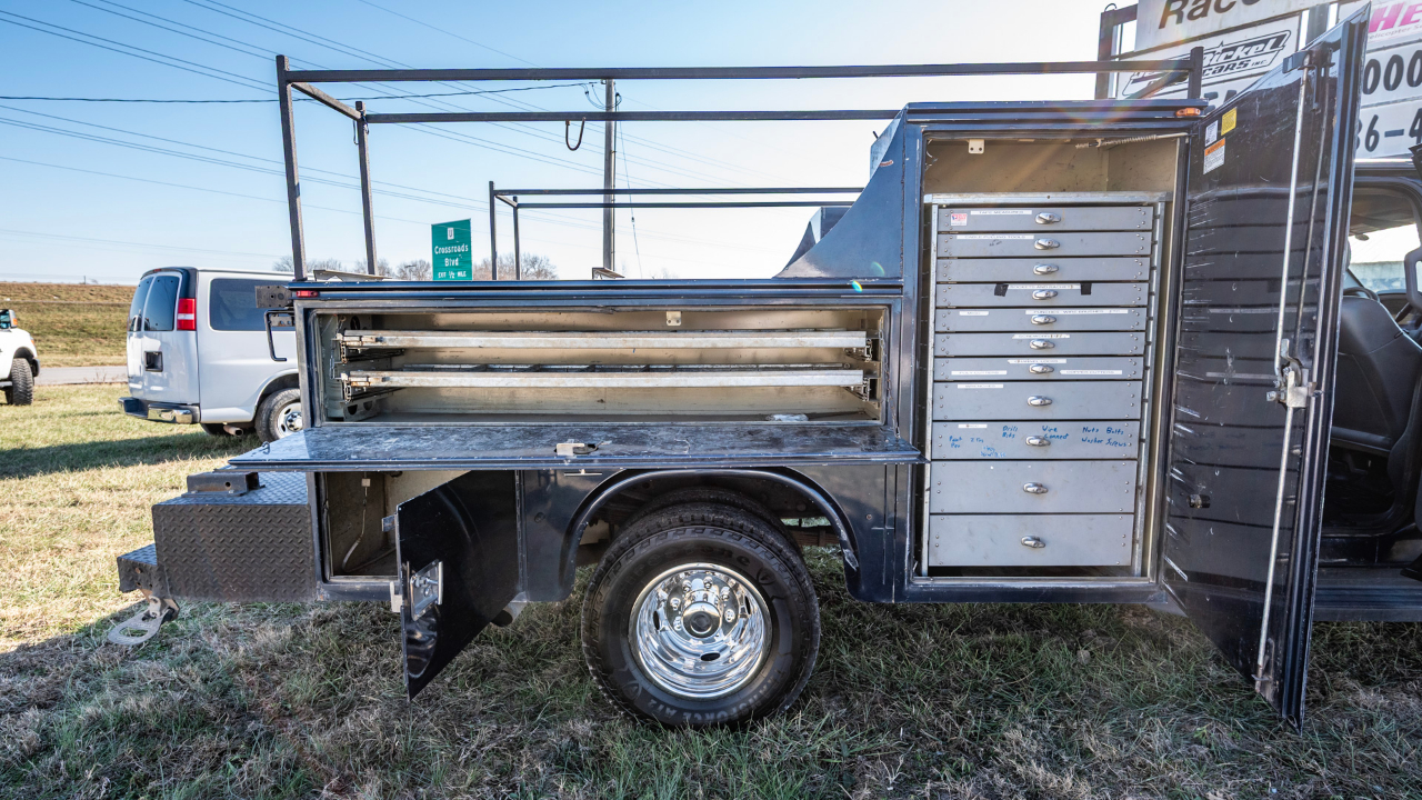 Ford F-350 SD XLT Crew Cab Long Bed DRW 4WD 2015