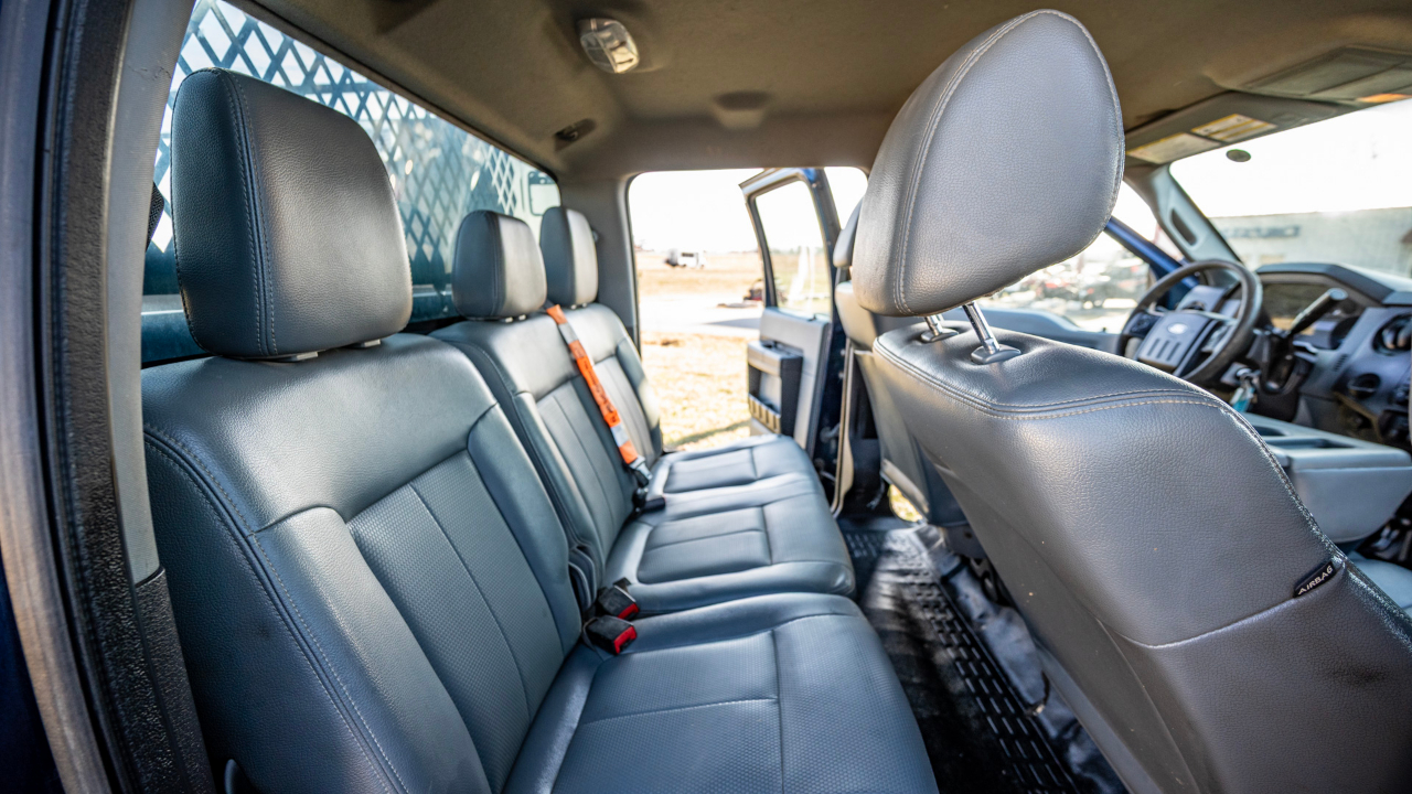 Ford F-350 SD XLT Crew Cab Long Bed DRW 4WD 2015