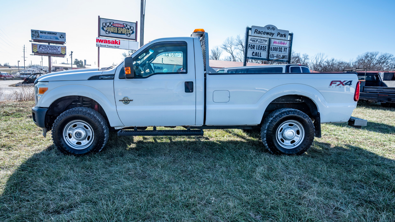 Ford F-250 SD XLT 4WD 2015