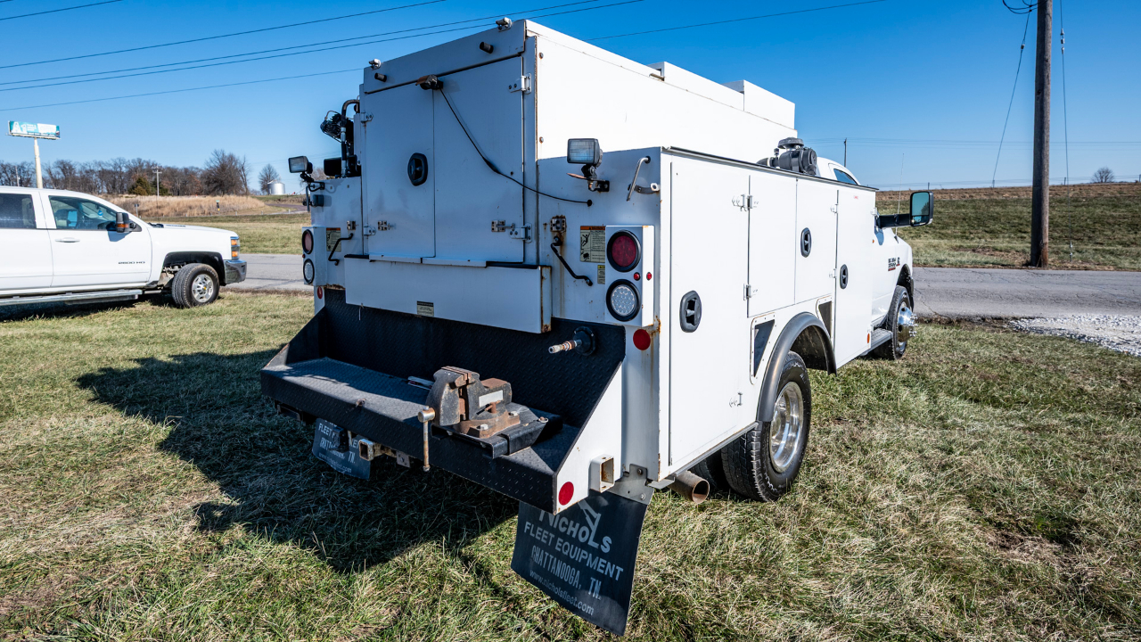 RAM 3500 Regular Cab 2WD SWB DRW 2015