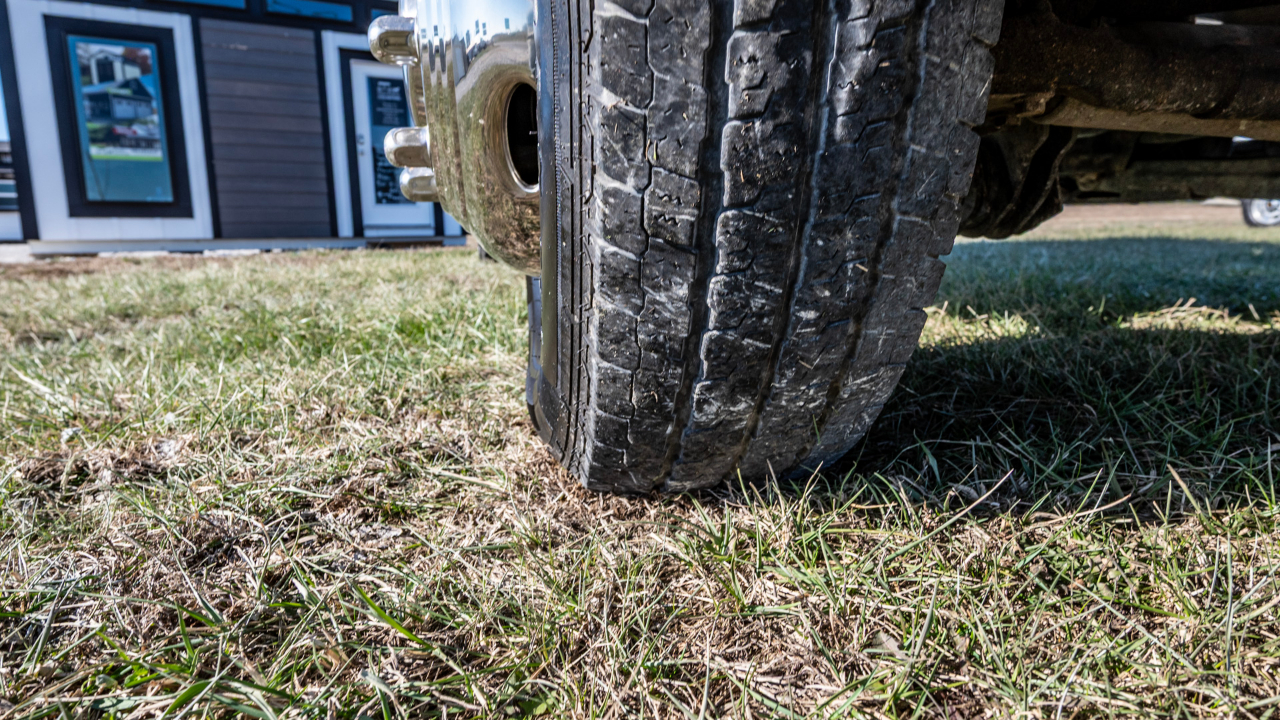 RAM 3500 Regular Cab 2WD SWB DRW 2015