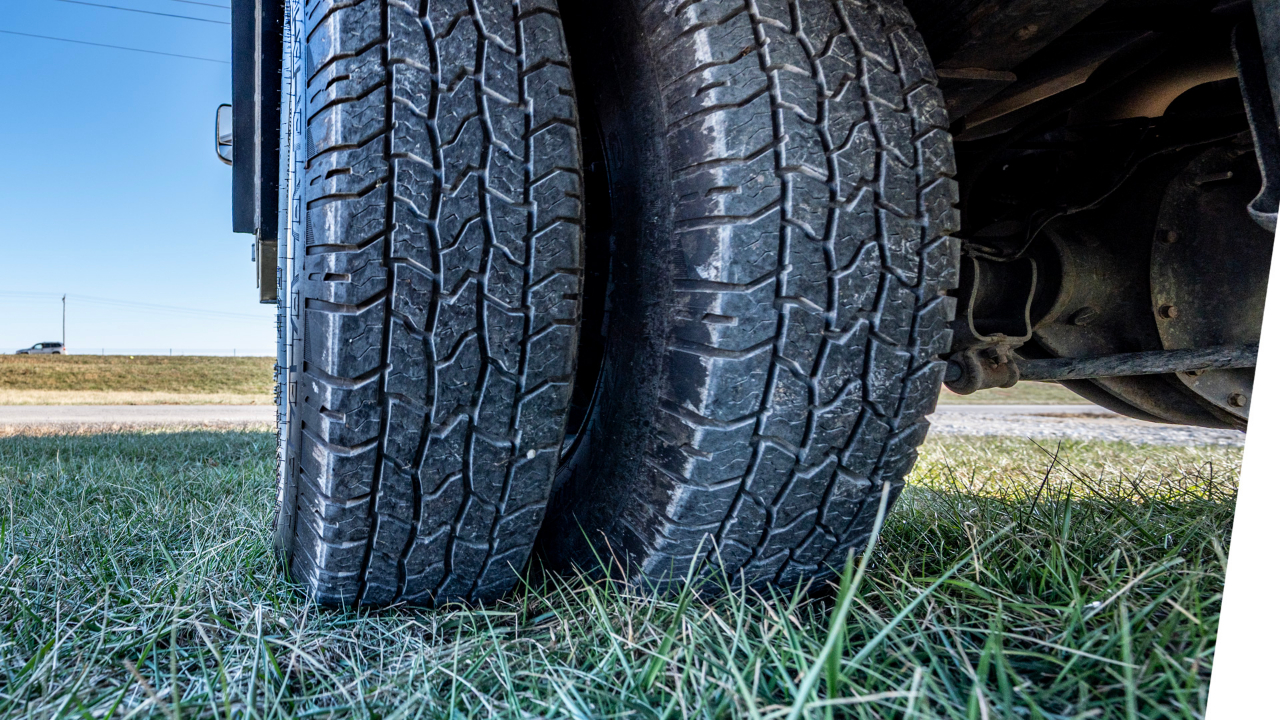 RAM 3500 Regular Cab 2WD SWB DRW 2015