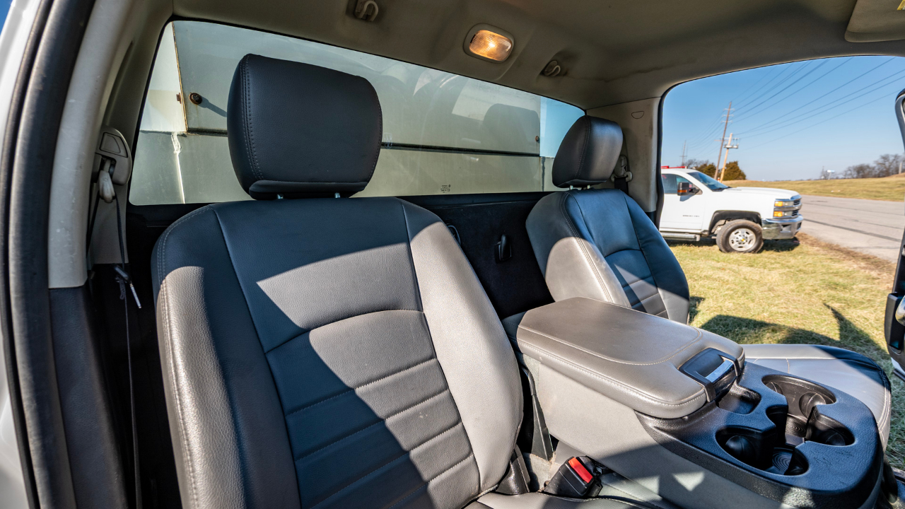 RAM 3500 Regular Cab 2WD SWB DRW 2015