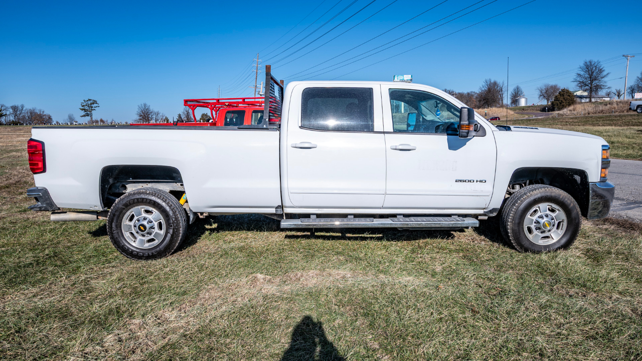 Chevrolet Silverado 2500HD LT Crew Cab 4WD 2016
