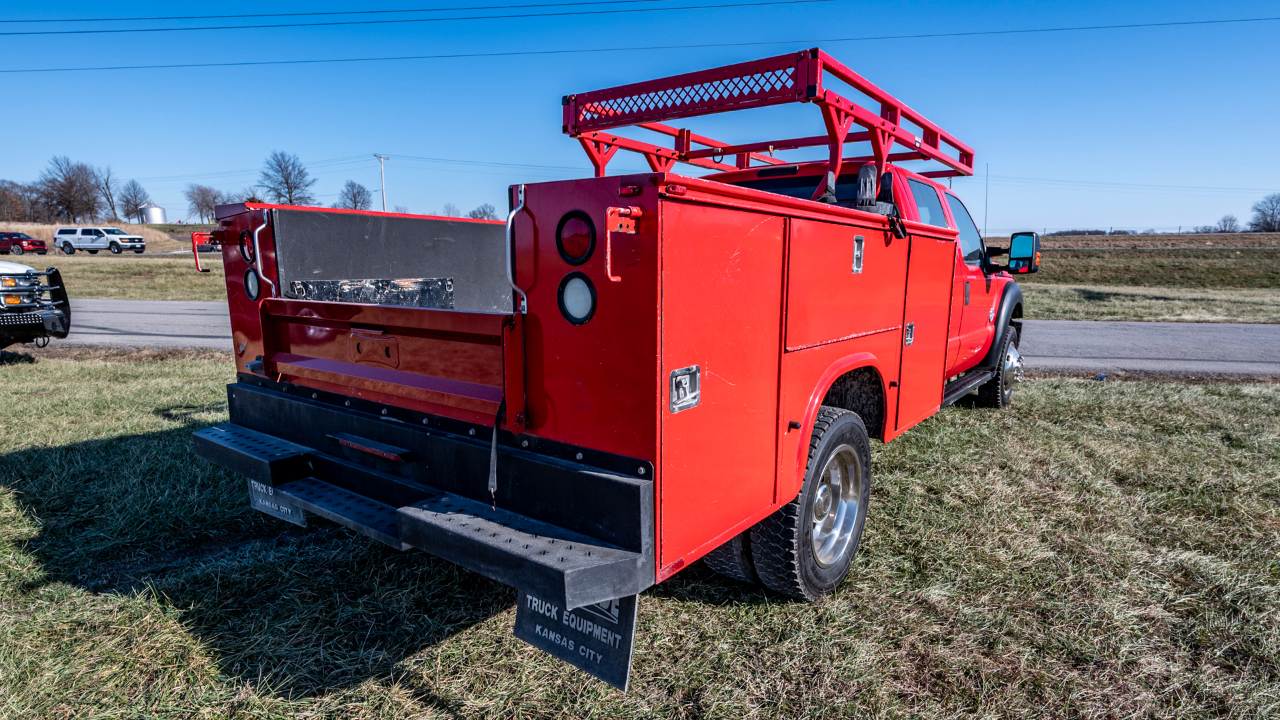 Ford F-550 Crew Cab DRW 2WD 2016