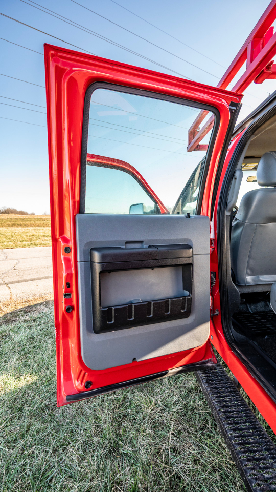 Ford F-550 Crew Cab DRW 2WD 2016