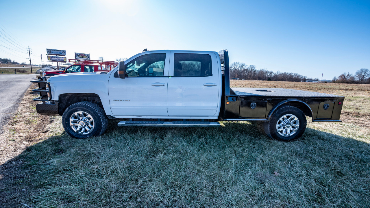 Chevrolet Silverado 3500HD LT Crew Cab 4WD 2016