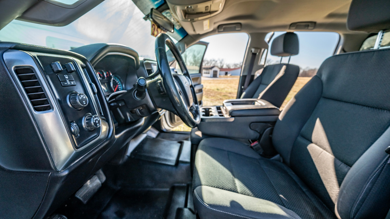 Chevrolet Silverado 3500HD LT Crew Cab 4WD 2016