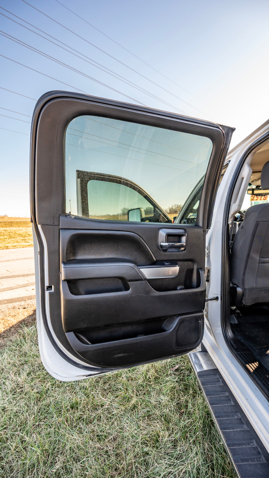 Chevrolet Silverado 3500HD LT Crew Cab 4WD 2016