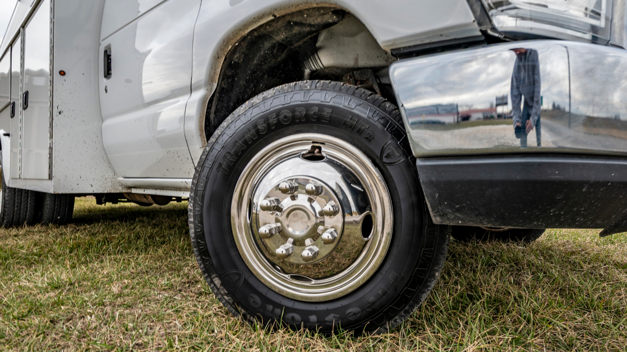 Ford Econoline E-350 Super Duty 2016