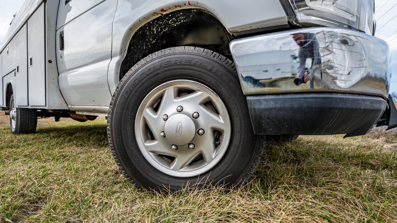 Ford Econoline E-350 Super Duty 2012