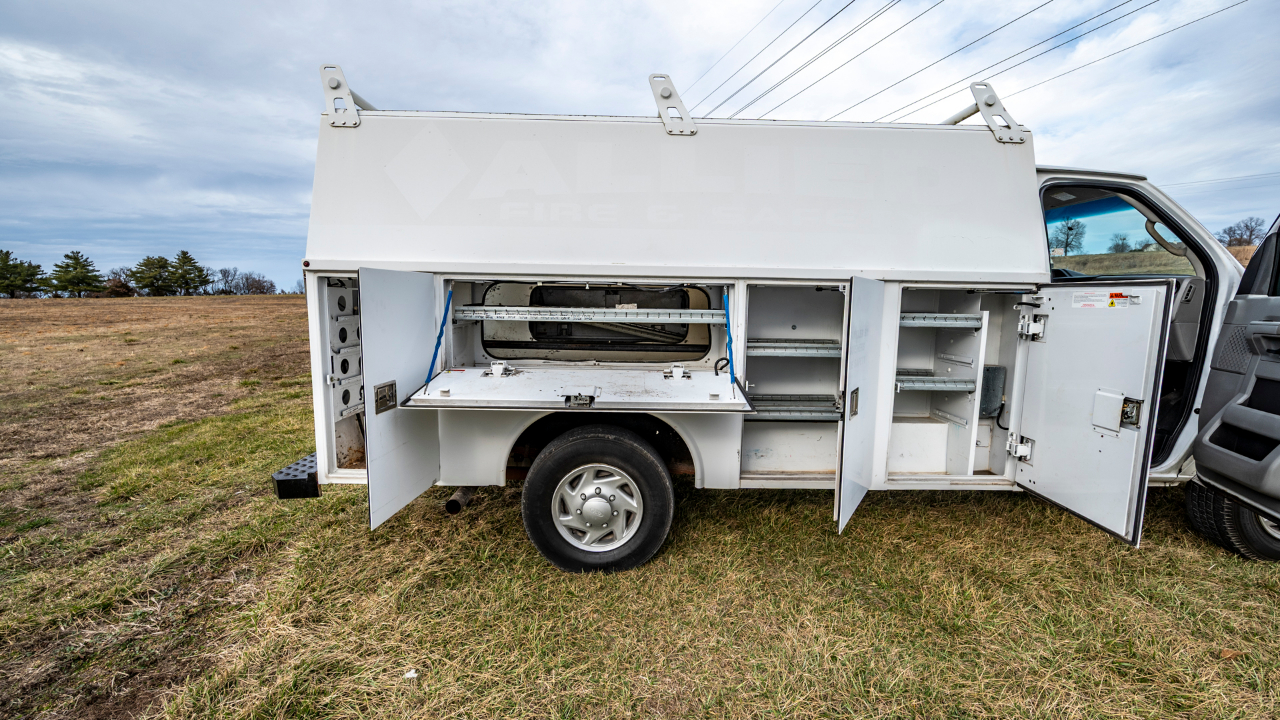 Ford Econoline E-350 Super Duty 2012