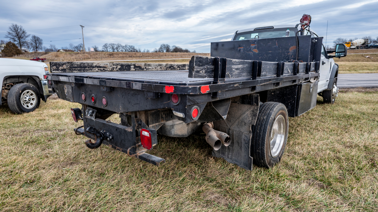 Ford F-550 SuperCab DRW 4WD 2017