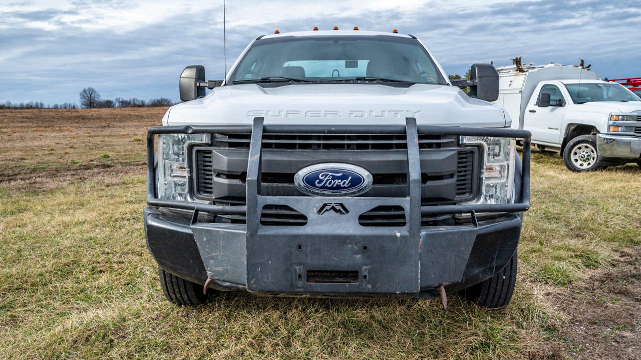 Ford F-550 SuperCab DRW 4WD 2017