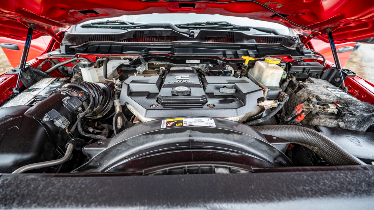 RAM 5500 Crew Cab SWB 4WD DRW 2018