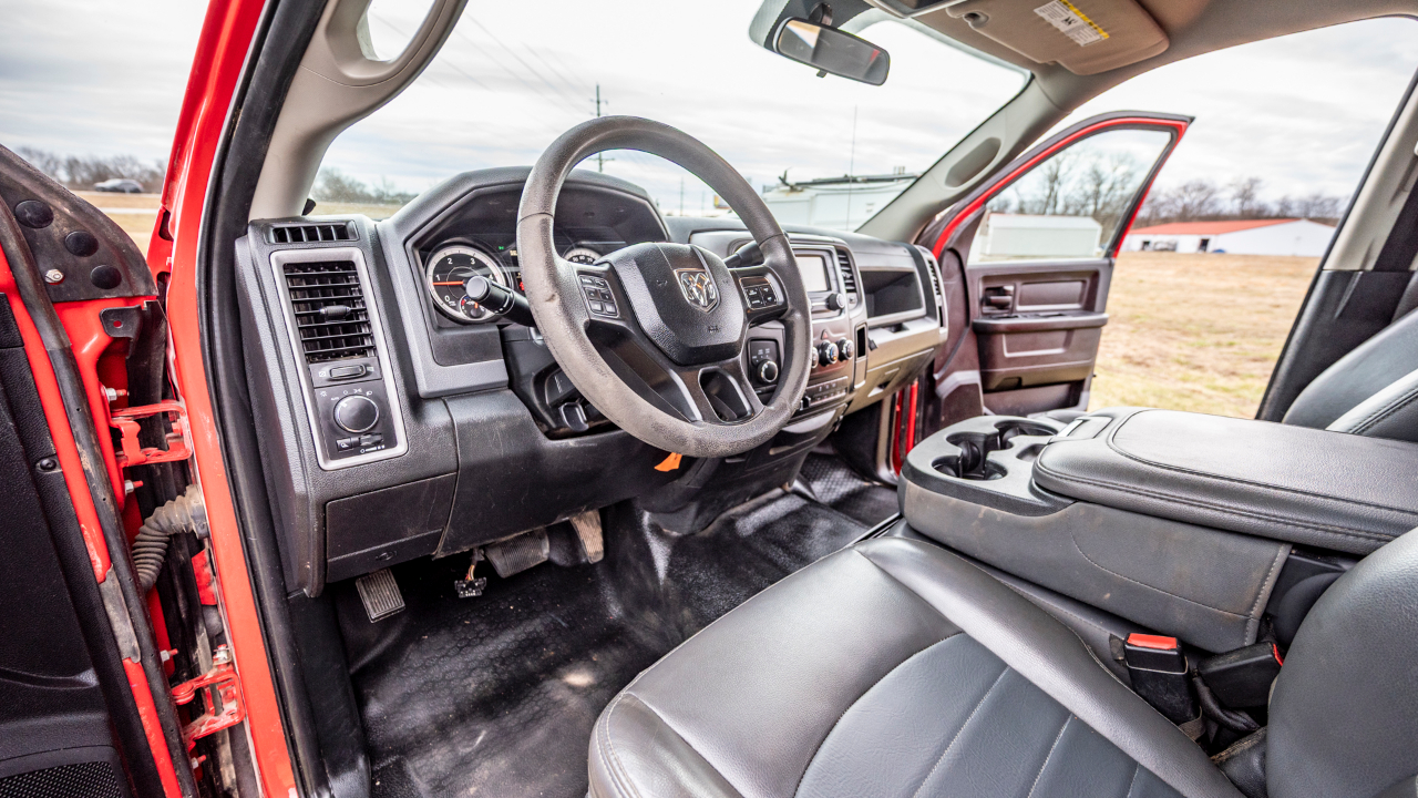 RAM 5500 Crew Cab SWB 4WD DRW 2018