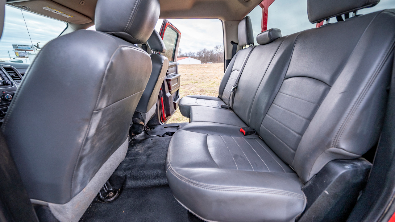 RAM 5500 Crew Cab SWB 4WD DRW 2018