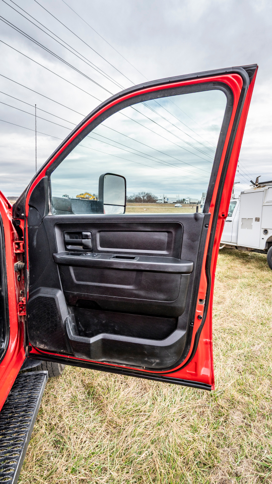 RAM 5500 Crew Cab SWB 4WD DRW 2018