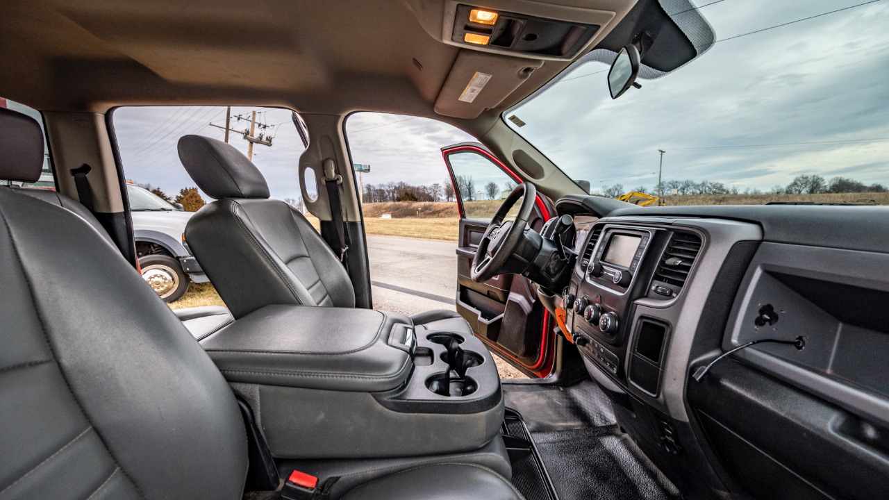 RAM 5500 Crew Cab SWB 4WD DRW 2018