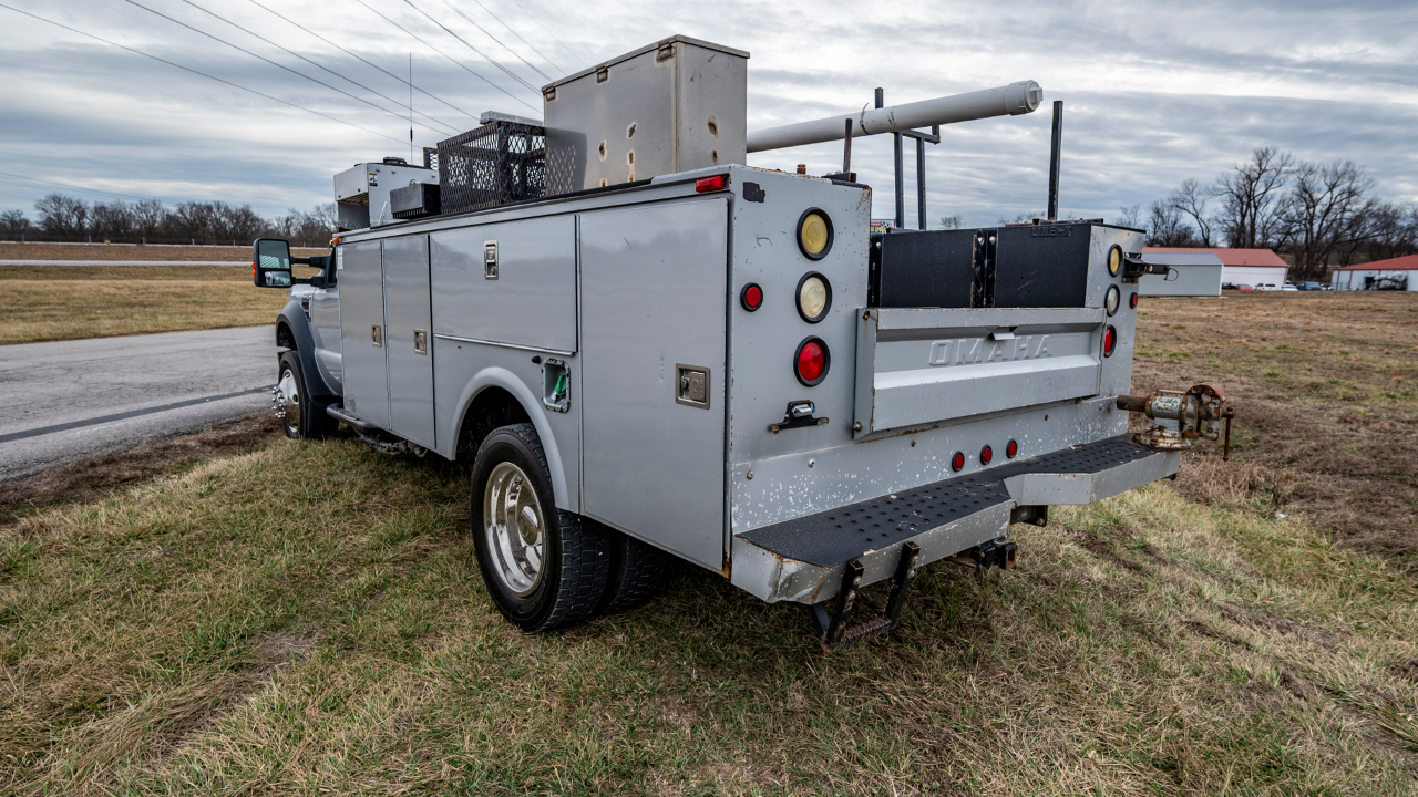 Ford F-550 Regular Cab 2WD DRW 2008
