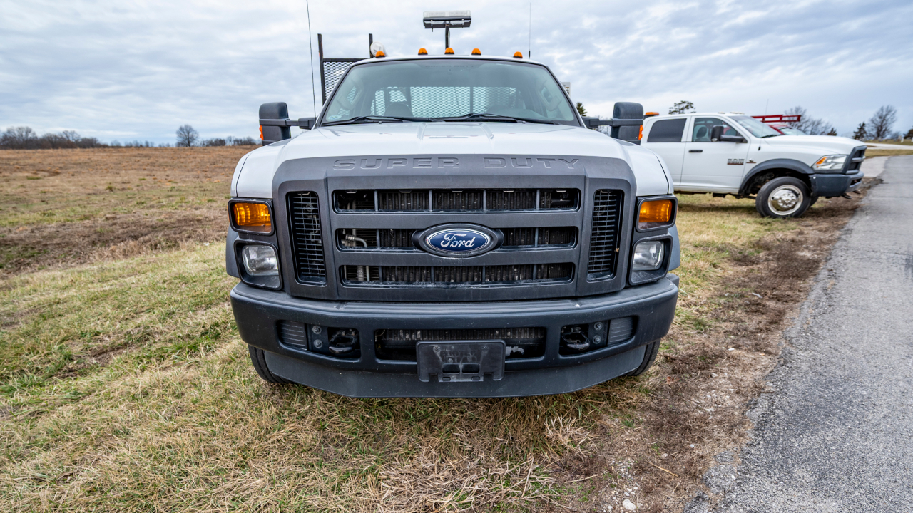 Ford F-550 Regular Cab 2WD DRW 2008