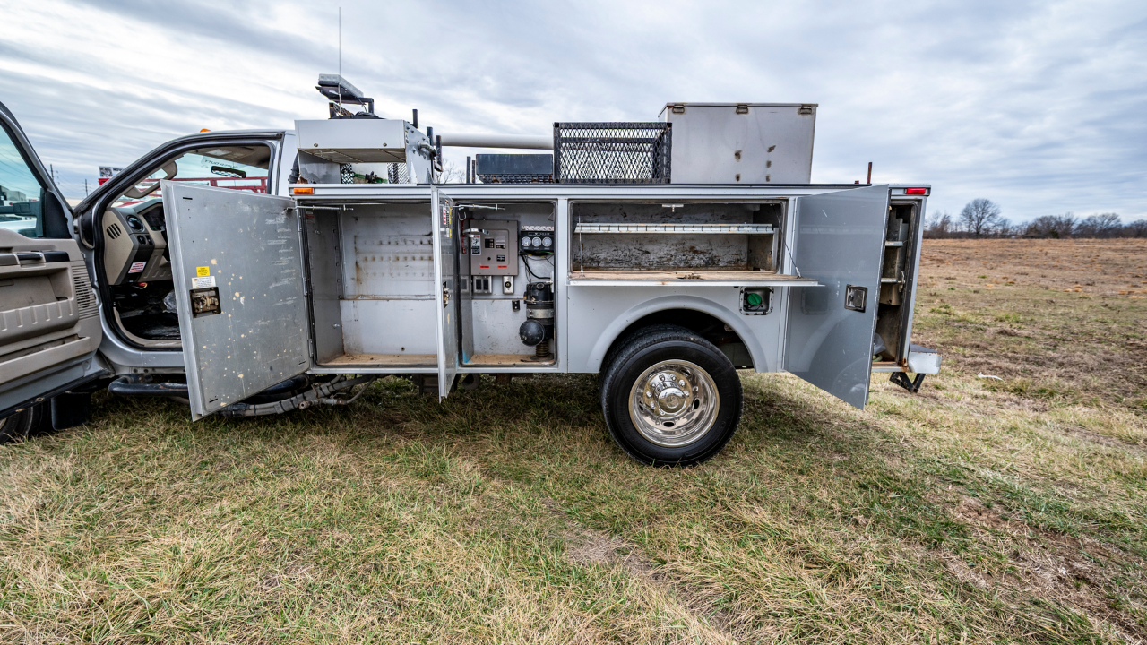 Ford F-550 Regular Cab 2WD DRW 2008