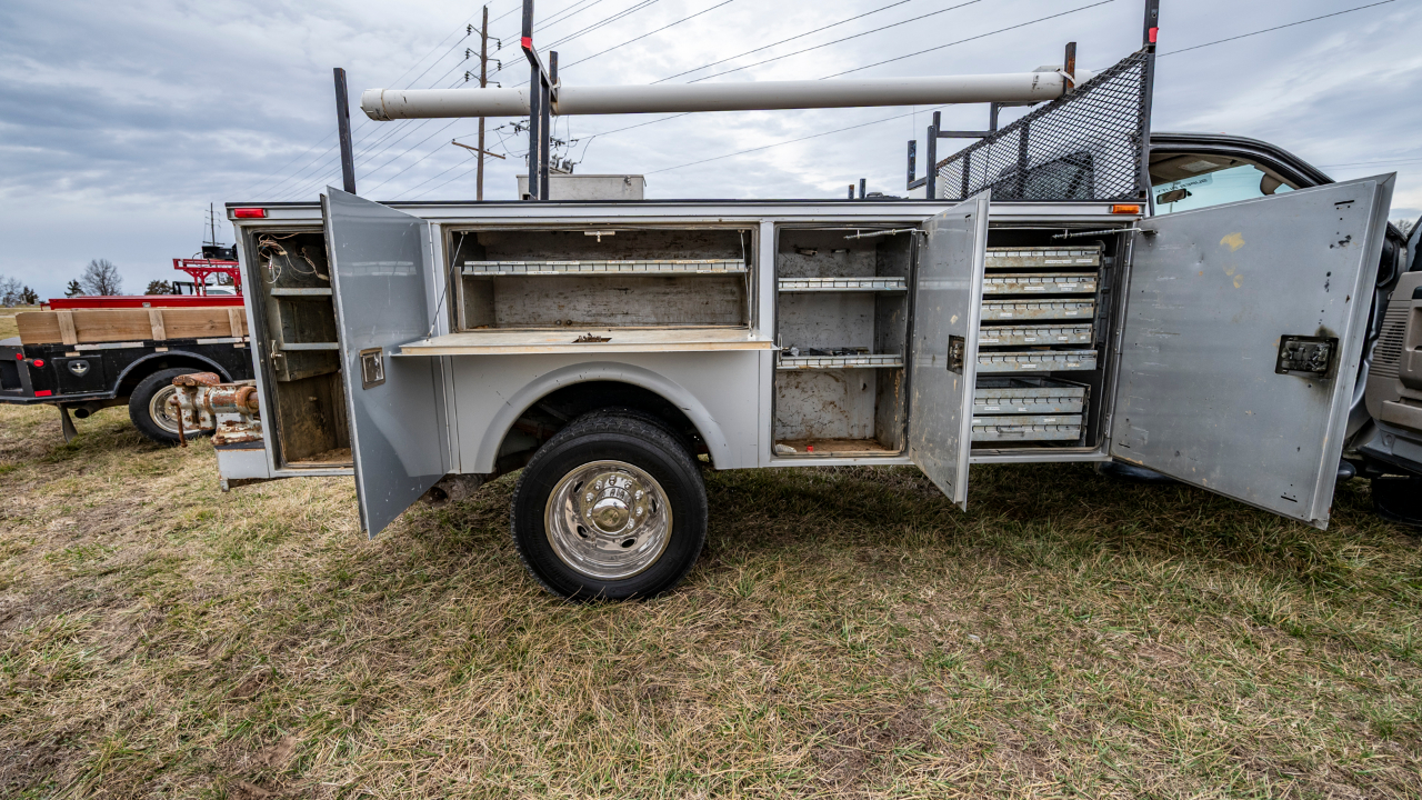 Ford F-550 Regular Cab 2WD DRW 2008