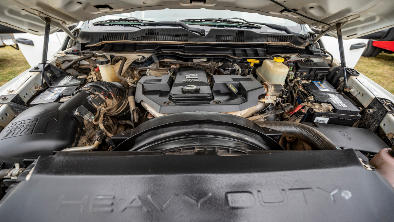 RAM 5500 Crew Cab LWB 4WD DRW 2015