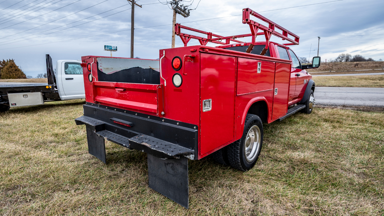 RAM 5500 Crew Cab SWB 2WD DRW 2016