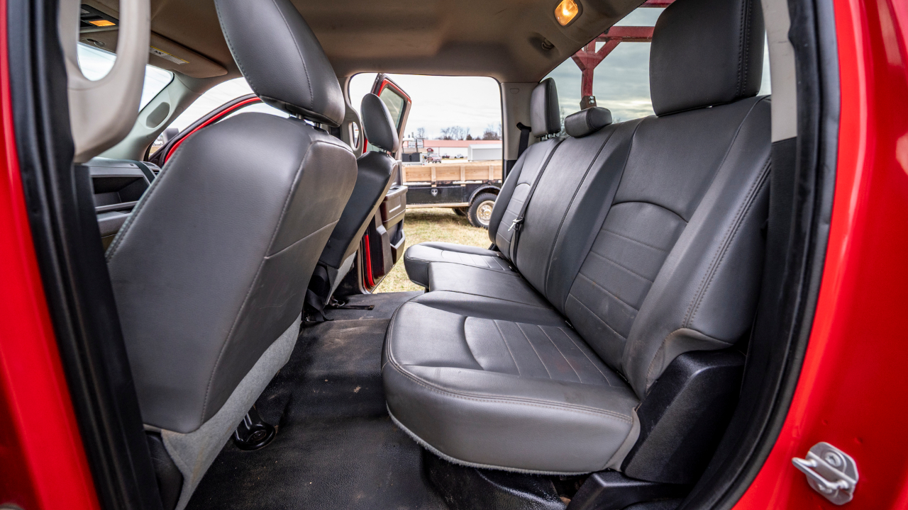 RAM 5500 Crew Cab SWB 2WD DRW 2016