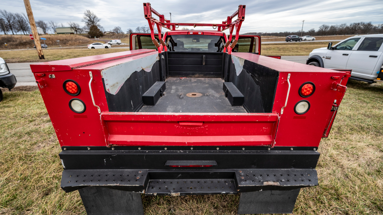 RAM 5500 Crew Cab SWB 2WD DRW 2016