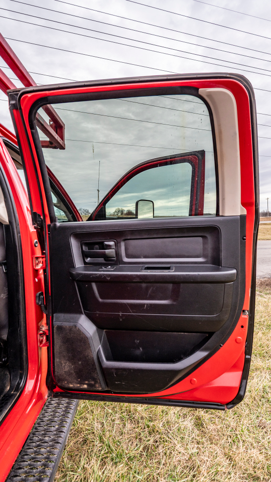 RAM 5500 Crew Cab SWB 2WD DRW 2016