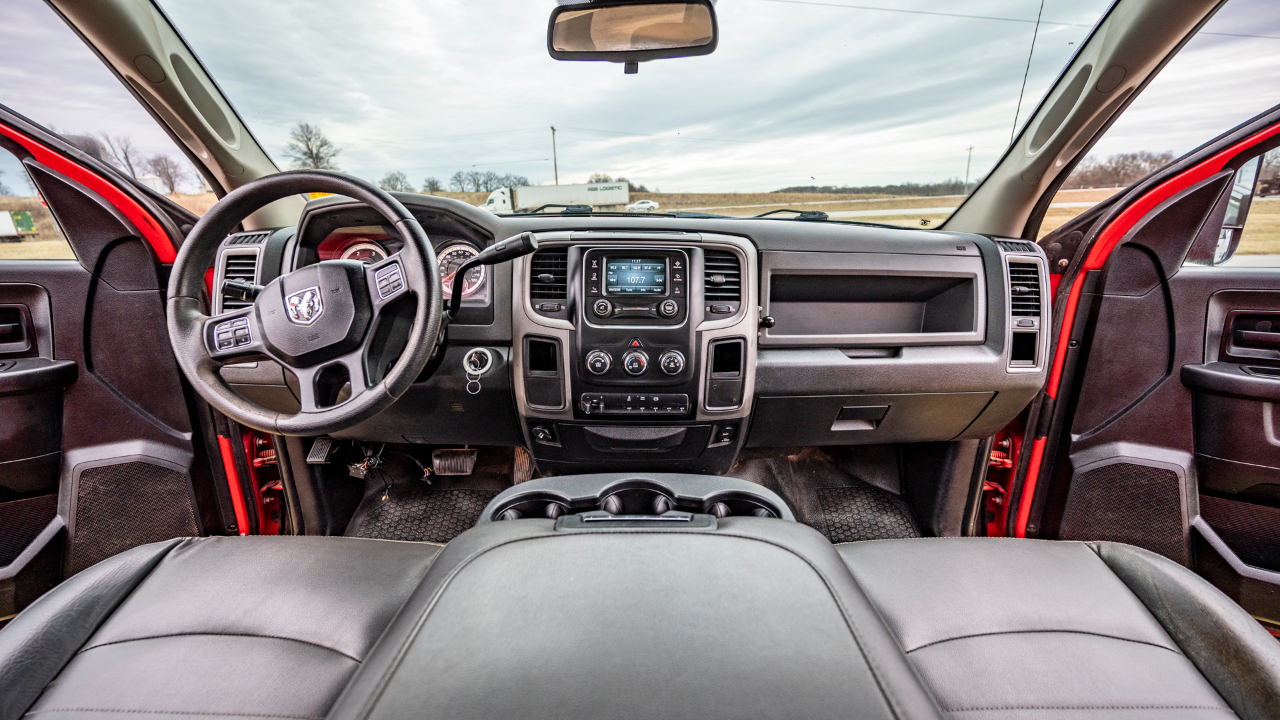 RAM 5500 Crew Cab SWB 2WD DRW 2016