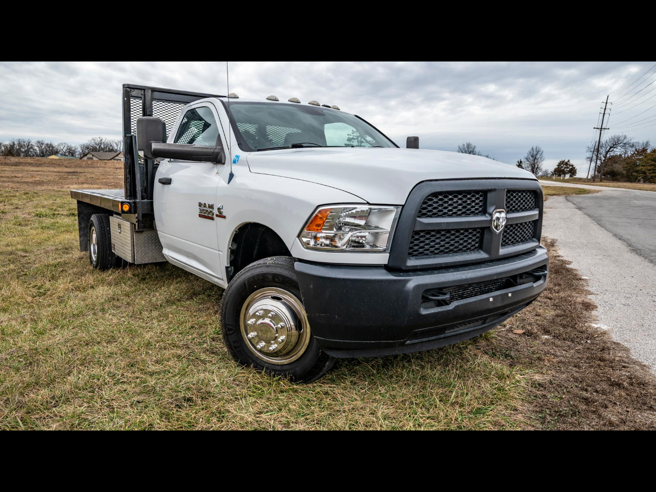 RAM 3500 Regular Cab 4WD DRW 2014