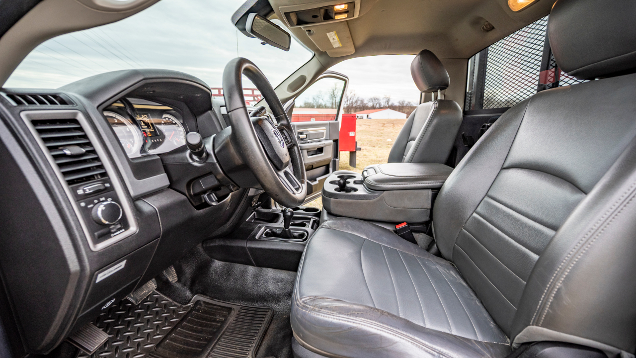 RAM 3500 Regular Cab 4WD DRW 2014