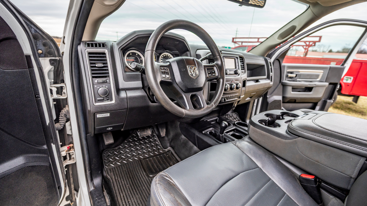 RAM 3500 Regular Cab 4WD DRW 2014