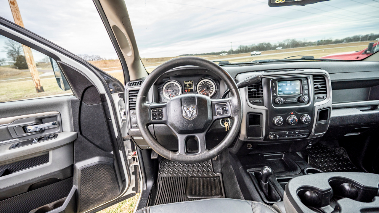 RAM 3500 Regular Cab 4WD DRW 2014