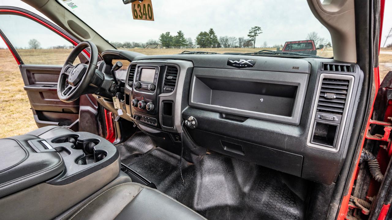 RAM 5500 Crew Cab SWB 2WD DRW 2015