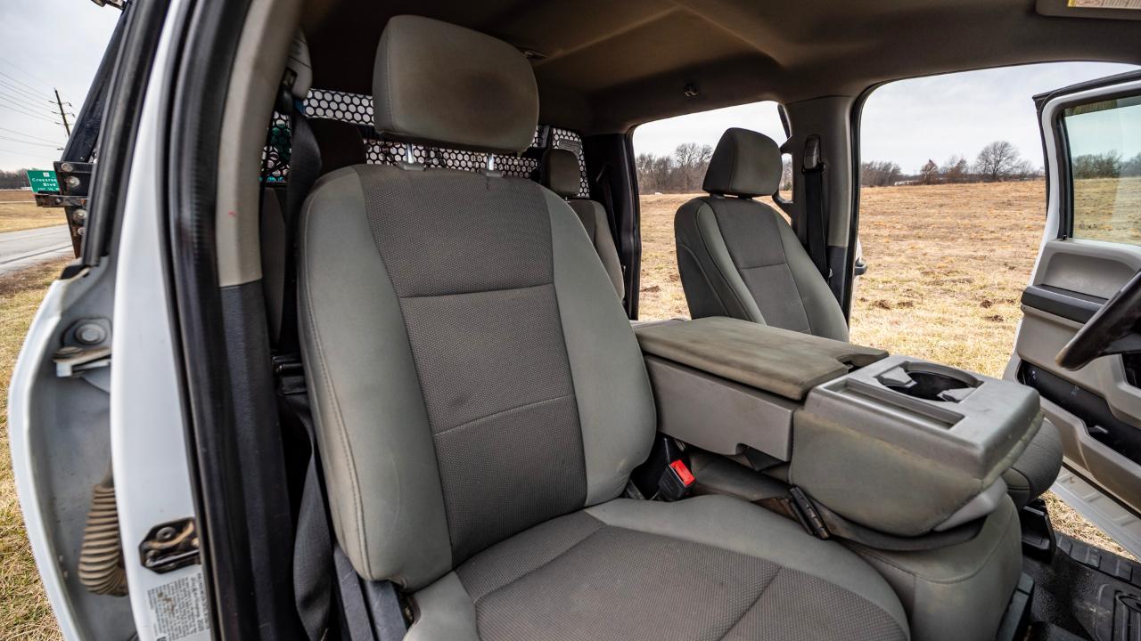 Ford F-550 Crew Cab DRW 4WD 2020