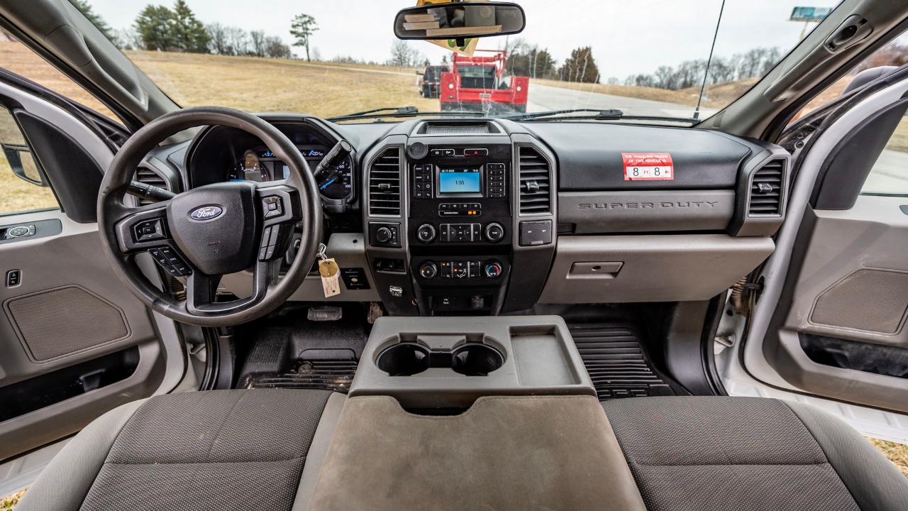 Ford F-550 Crew Cab DRW 4WD 2020