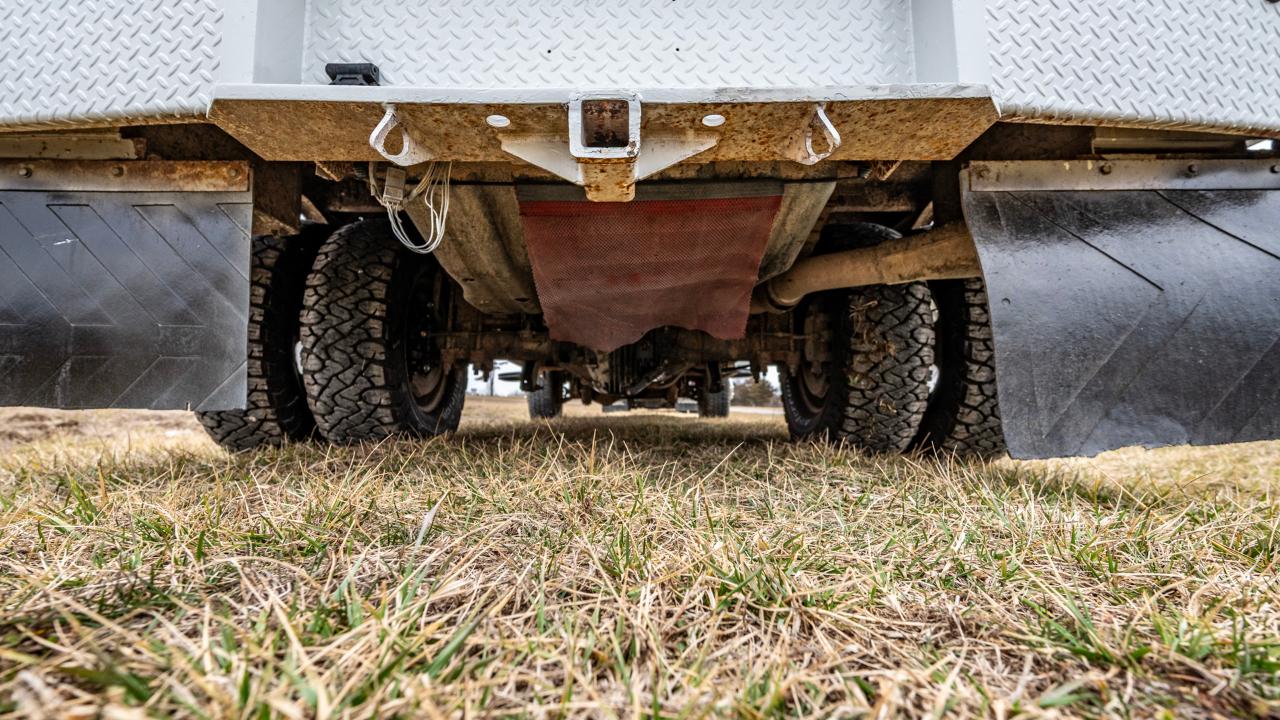 Ford F-350 SD Lariat SuperCab Long Bed DRW 4WD 2011