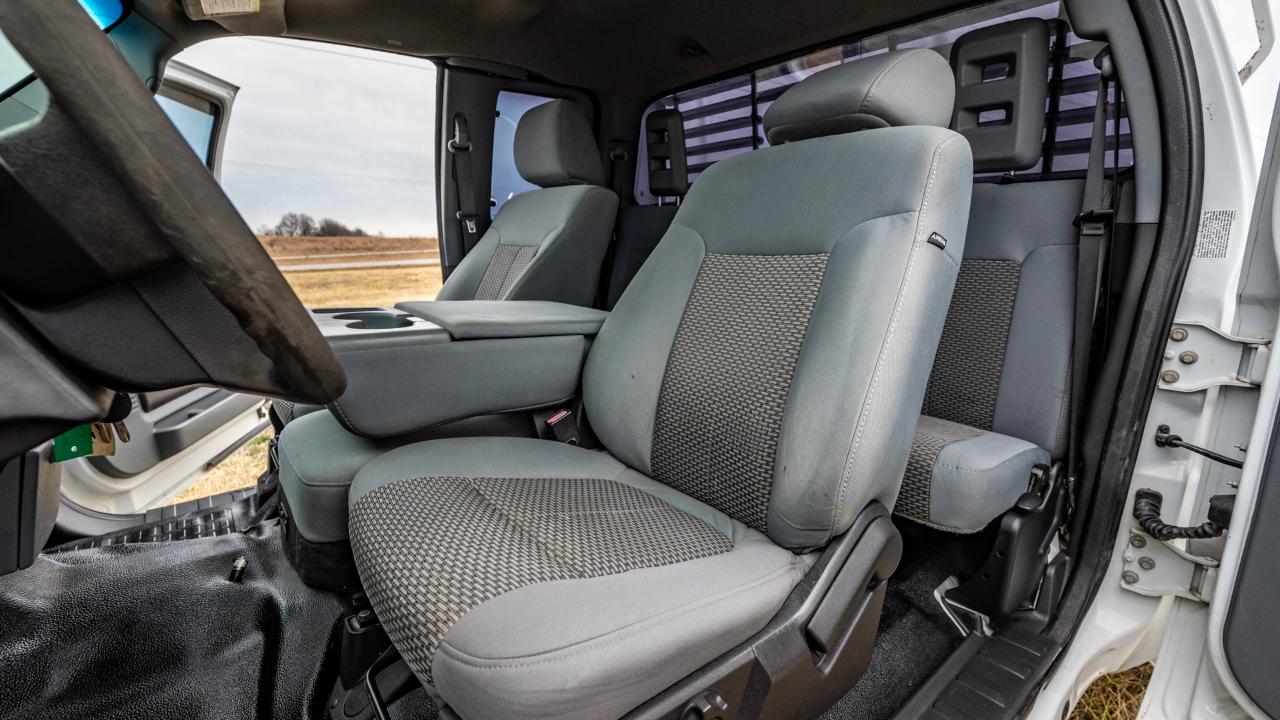 Ford F-350 SD Lariat SuperCab Long Bed DRW 4WD 2011