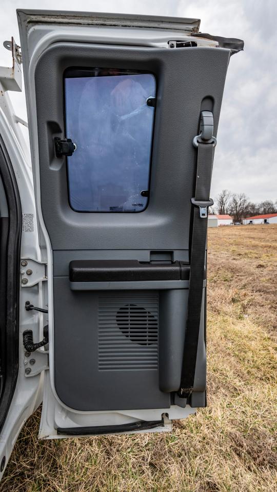 Ford F-350 SD Lariat SuperCab Long Bed DRW 4WD 2011