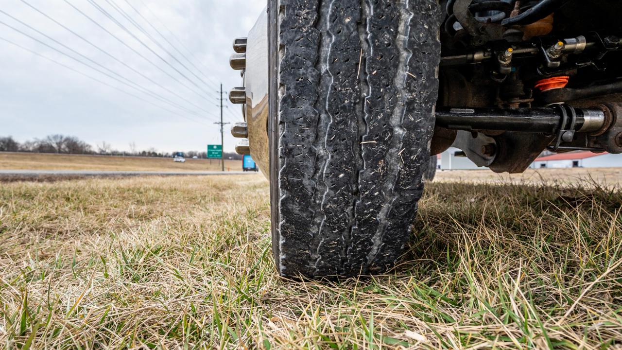 Ford F-550 Crew Cab DRW 2WD 2015