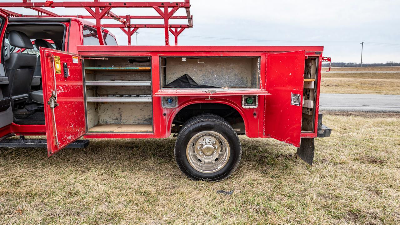 Ford F-550 Crew Cab DRW 2WD 2015