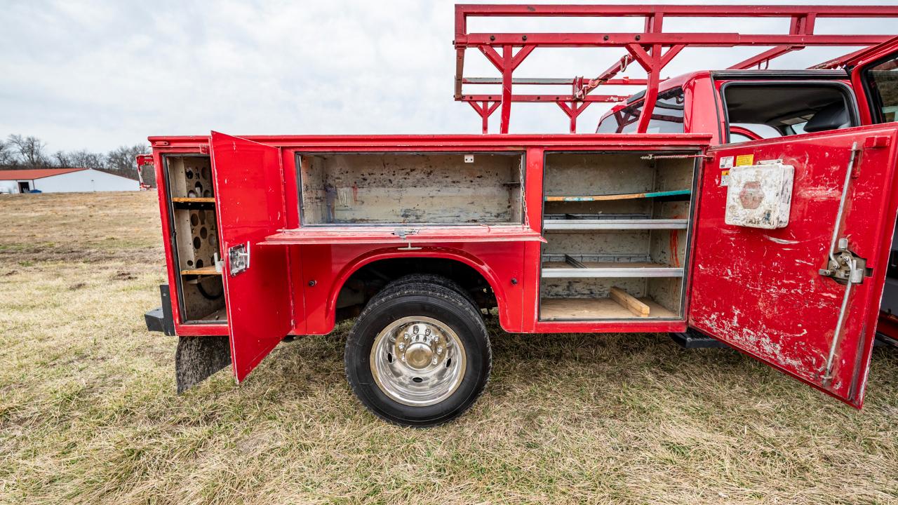 Ford F-550 Crew Cab DRW 2WD 2015