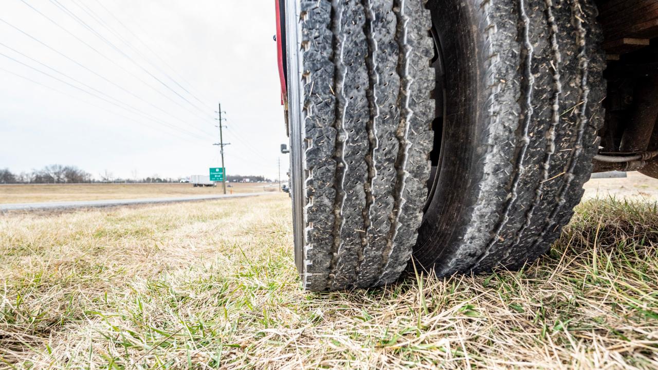 Ford F-550 Crew Cab DRW 2WD 2015