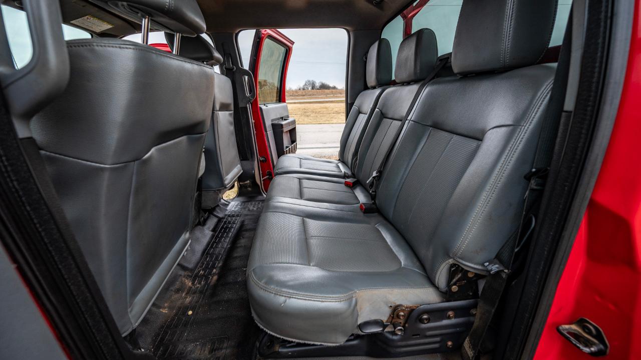 Ford F-550 Crew Cab DRW 2WD 2015