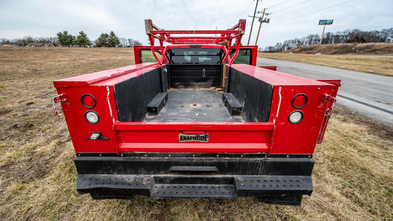Ford F-550 Crew Cab DRW 2WD 2015