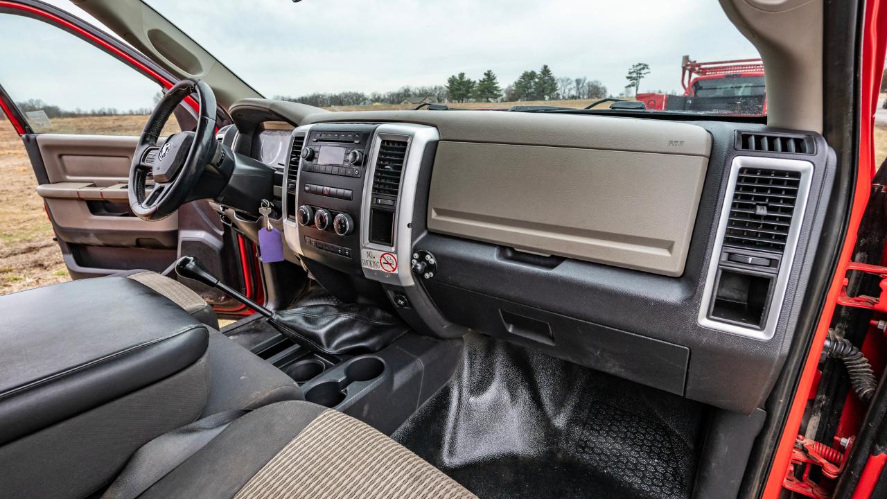 Dodge Ram 5500 Crew Cab 4WD 2012